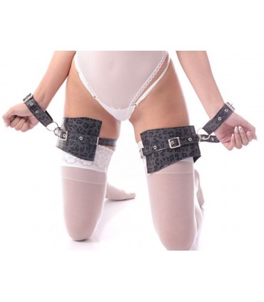 MUSLERA CON ESPOSAS ANIMAL PRINT