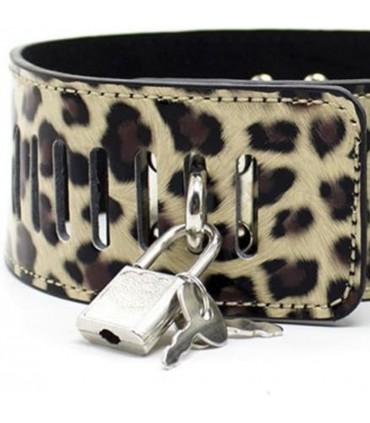 COLLAR LEOPARDO CON CANDADO